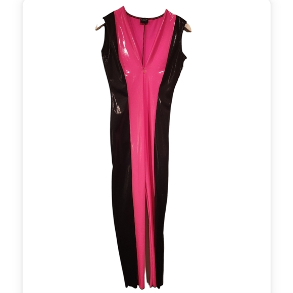 HOT PINK BLACK SIDE STRIP V NECK FITTED STRETCH JUMPER. - Picture 6 of 6